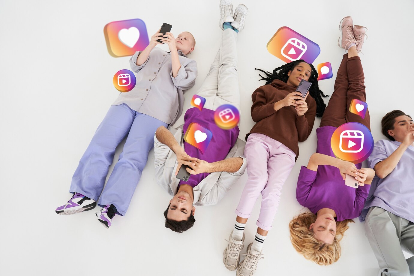 Instagram and TikTok Marketing Tips from LikeGlow.com: A Masterclass